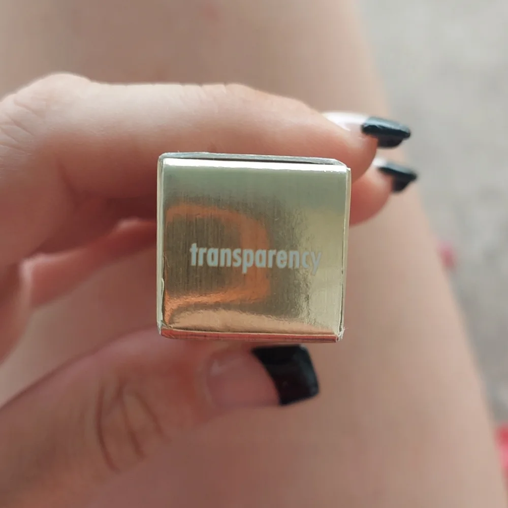 🍭💋Transparency Stila Beauty Boss Lip Gloss